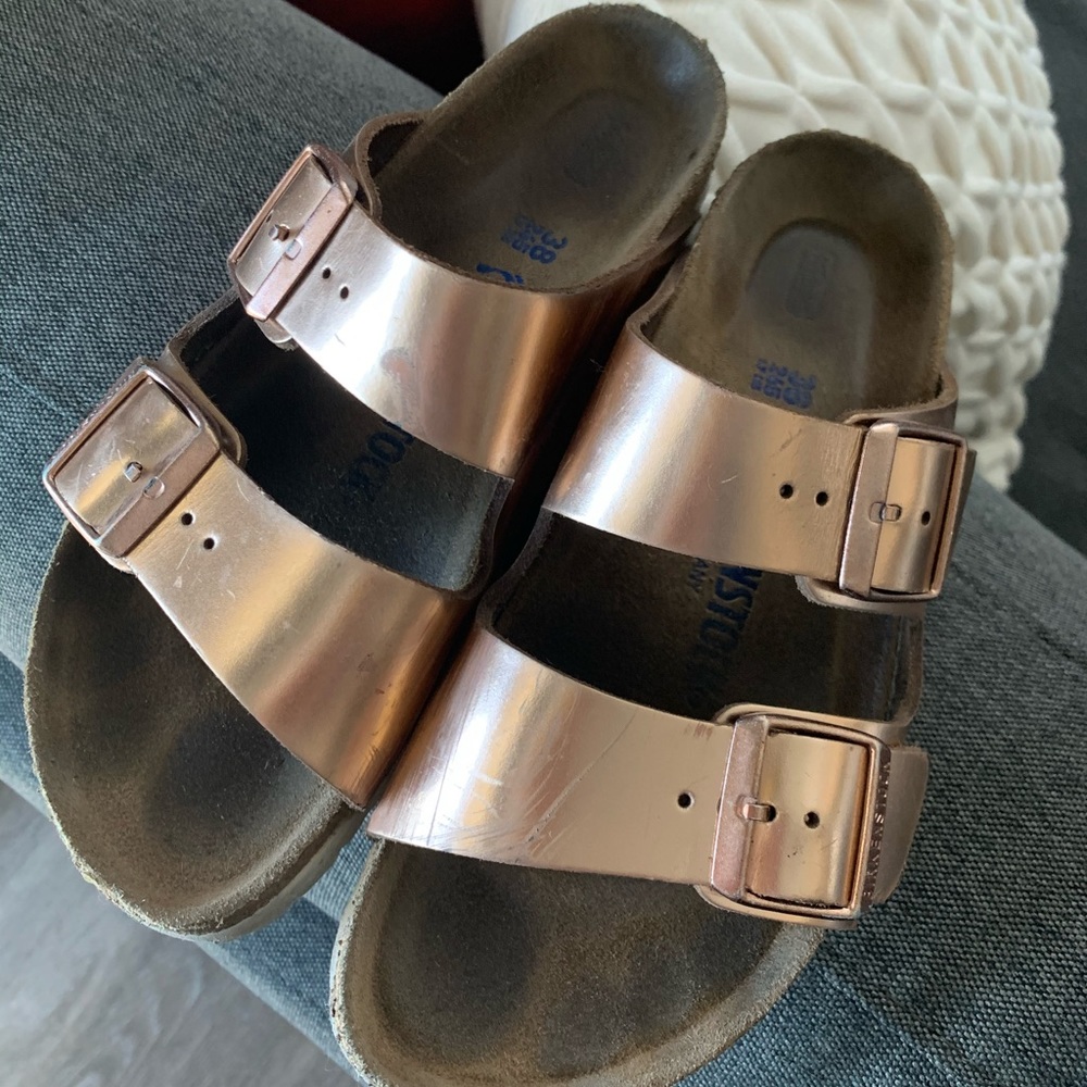 Rose gold Birkenstock’s